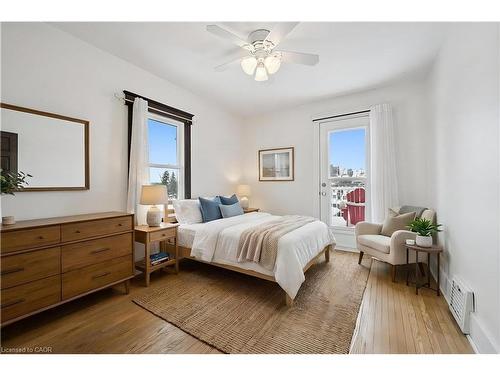 32 Dane Street, Kitchener, ON - Indoor Photo Showing Bedroom