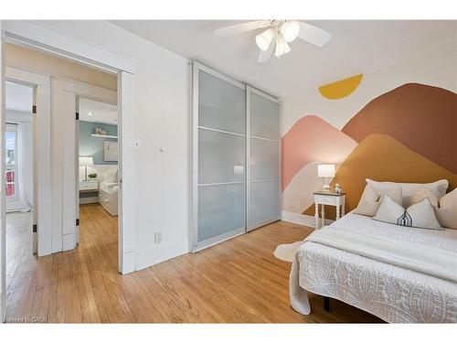 32 Dane Street, Kitchener, ON - Indoor Photo Showing Bedroom