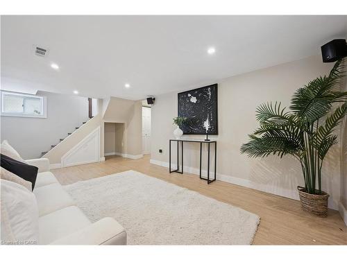 32 Dane Street, Kitchener, ON - Indoor Photo Showing Other Room