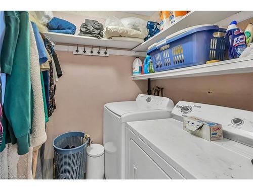 94 Sutherland Street W, Caledonia, ON - Indoor Photo Showing Laundry Room