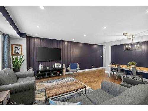 2 Sylvia Avenue, Hamilton, ON - Indoor