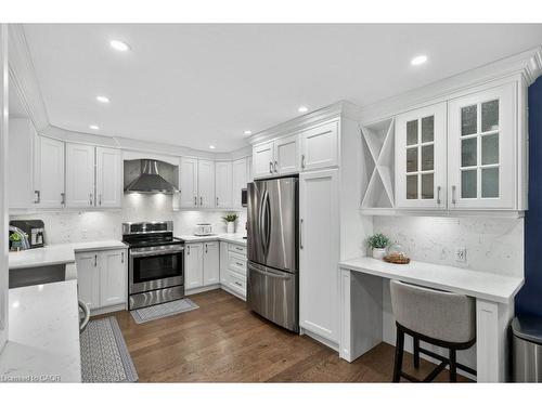 2 Sylvia Avenue, Hamilton, ON - Indoor Photo Showing Kitchen With Upgraded Kitchen