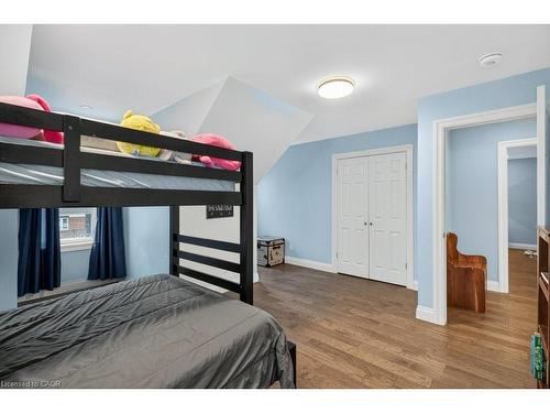 2 Sylvia Avenue, Hamilton, ON - Indoor Photo Showing Bedroom