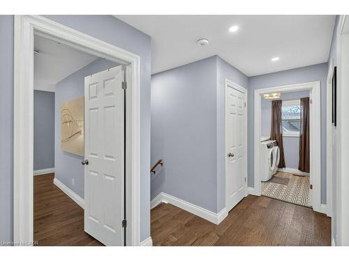 2 Sylvia Avenue, Hamilton, ON - Indoor Photo Showing Other Room