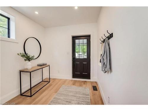 101 Wood Street, Kitchener, ON - Indoor Photo Showing Other Room