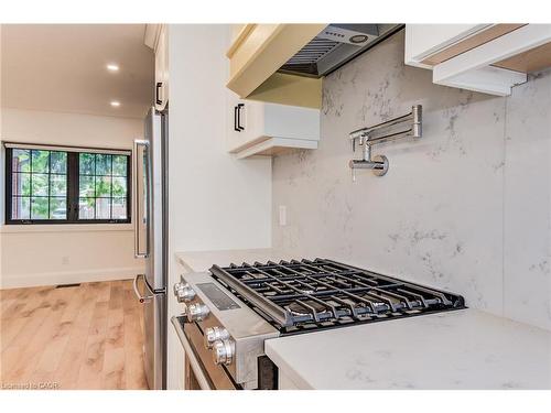 101 Wood Street, Kitchener, ON - Indoor