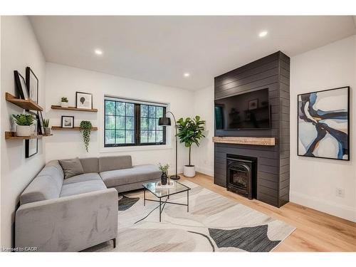 101 Wood Street, Kitchener, ON - Indoor Photo Showing Living Room With Fireplace