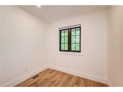 101 Wood Street, Kitchener, ON - Indoor Photo Showing Other Room