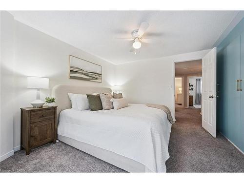 4 Northmanor Crescent, Kitchener, ON - Indoor Photo Showing Bedroom