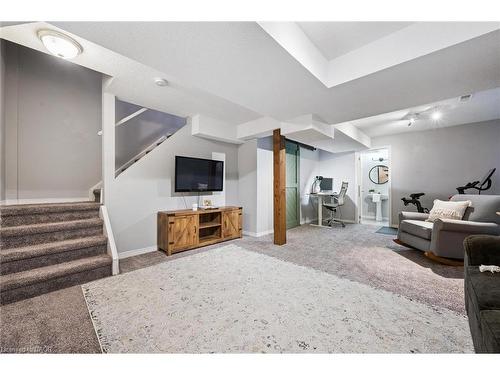 4 Northmanor Crescent, Kitchener, ON - Indoor