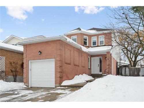 4 Northmanor Crescent, Kitchener, ON - Outdoor