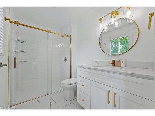 58 Mcleod Court, Kitchener, ON - Indoor Photo Showing Bathroom