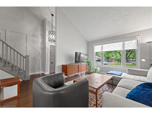 58 Mcleod Court, Kitchener, ON - Indoor Photo Showing Living Room