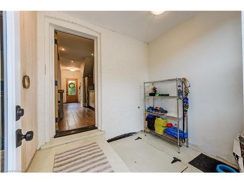 97 Gladstone Avenue, Hamilton, ON - Indoor Photo Showing Other Room