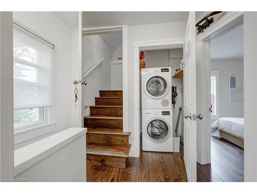 97 Gladstone Avenue, Hamilton, ON - Indoor Photo Showing Laundry Room