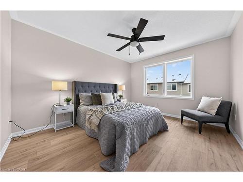 19 Blackbird Circle, Cambridge, ON - Indoor Photo Showing Bedroom