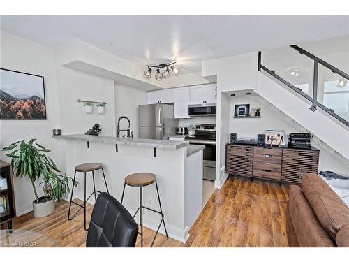 433-200 Manitoba Street, Toronto, ON - Indoor Photo Showing Kitchen With Stainless Steel Kitchen With Upgraded Kitchen