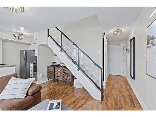 433-200 Manitoba Street, Toronto, ON - Indoor