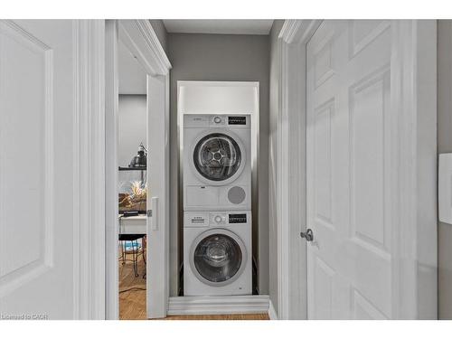 50 Grove Crescent, Brantford, ON - Indoor Photo Showing Laundry Room