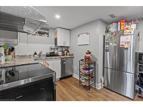 50 Grove Crescent, Brantford, ON - Indoor Photo Showing Kitchen