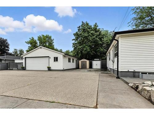 50 Grove Crescent, Brantford, ON - Outdoor With Exterior