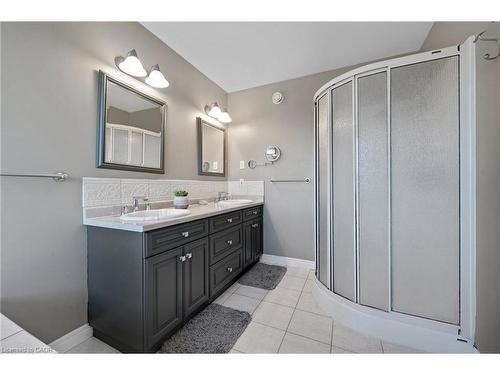 1295 Sheffield Road, Cambridge, ON - Indoor Photo Showing Bathroom