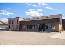 190 Hempstead Drive  Hamilton, ON L8W 2E3