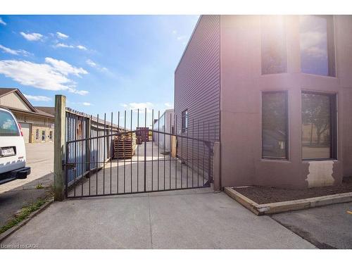 190 Hempstead Drive, Hamilton, ON 