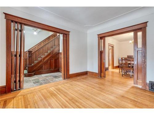 17 Barnesdale Avenue N, Hamilton, ON - Indoor Photo Showing Other Room