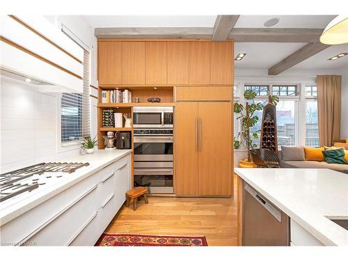 7 Foster Street, Hamilton, ON - Indoor Photo Showing Kitchen