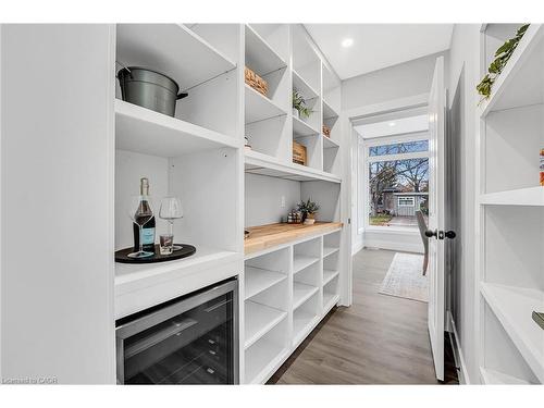 28 Norwich Street W, Guelph, ON - Indoor