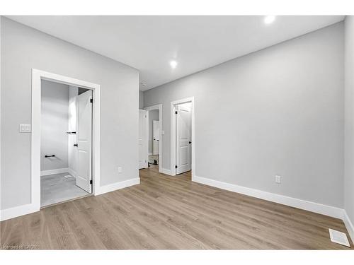 28 Norwich Street W, Guelph, ON - Indoor Photo Showing Other Room