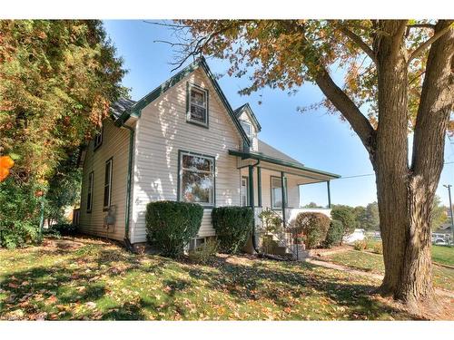 21 Huron Road, Mitchell, ON - Outdoor