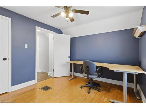 358 Clifton Road, Kitchener, ON - Indoor