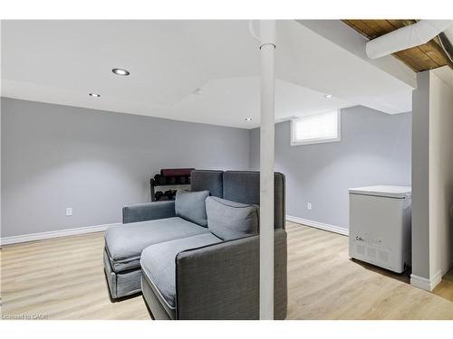 358 Clifton Road, Kitchener, ON - Indoor