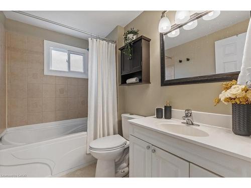 331 Preston Parkway, Cambridge, ON - Indoor Photo Showing Bathroom