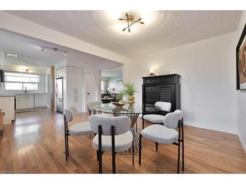 156 Rainbow Drive, Hamilton, ON - Indoor Photo Showing Dining Room