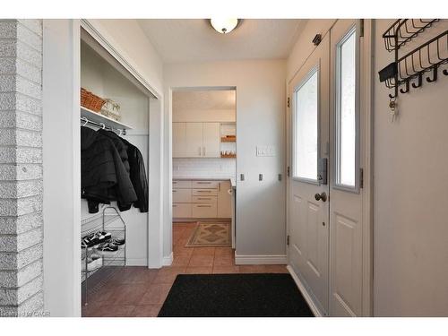 156 Rainbow Drive, Hamilton, ON - Indoor Photo Showing Other Room