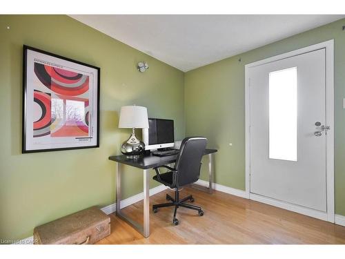 156 Rainbow Drive, Hamilton, ON - Indoor Photo Showing Office