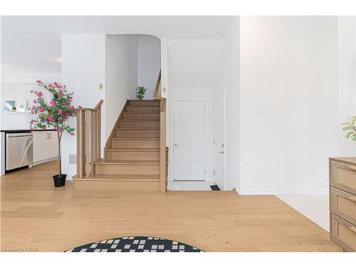 60 Granville Crescent, Haldimand, ON - Indoor Photo Showing Other Room