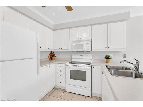 91 Samuel Crescent, Georgetown, ON - Indoor Photo Showing Kitchen With Double Sink