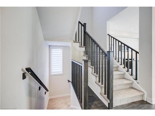 116-10 Birmingham Drive, Cambridge, ON - Indoor Photo Showing Other Room