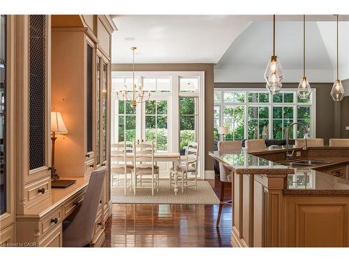 38 Shorewood Place, Oakville, ON - Indoor