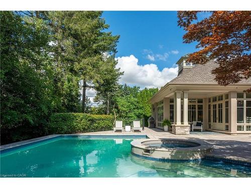 38 Shorewood Place, Oakville, ON - Outdoor With In Ground Pool