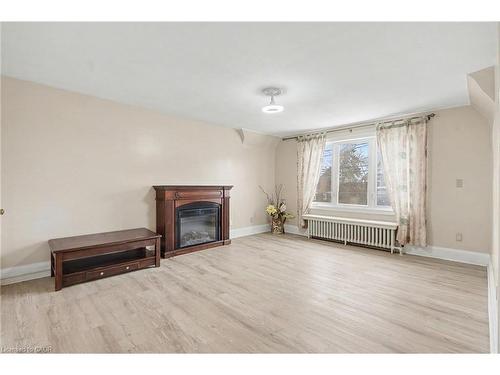 218 Weber Street E, Kitchener, ON - Indoor With Fireplace