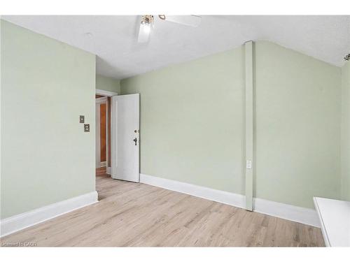 218 Weber Street E, Kitchener, ON - Indoor