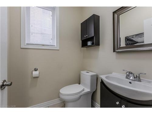 3322 Stoneware Road, Burlington, ON - Indoor Photo Showing Bathroom