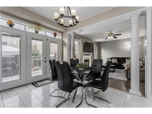 3322 Stoneware Road, Burlington, ON - Indoor Photo Showing Dining Room