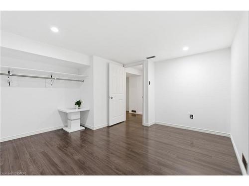352 East 28Th Street, Hamilton, ON - Indoor Photo Showing Other Room