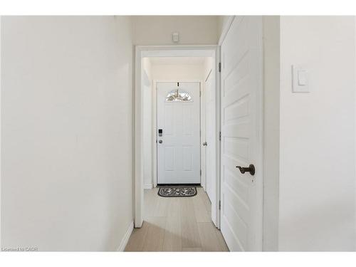 352 East 28Th Street, Hamilton, ON - Indoor Photo Showing Other Room